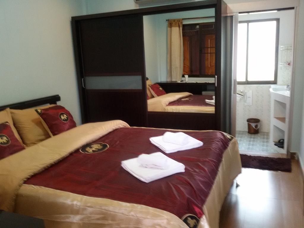 Baitong Homestay Chiang Mai Habitación foto