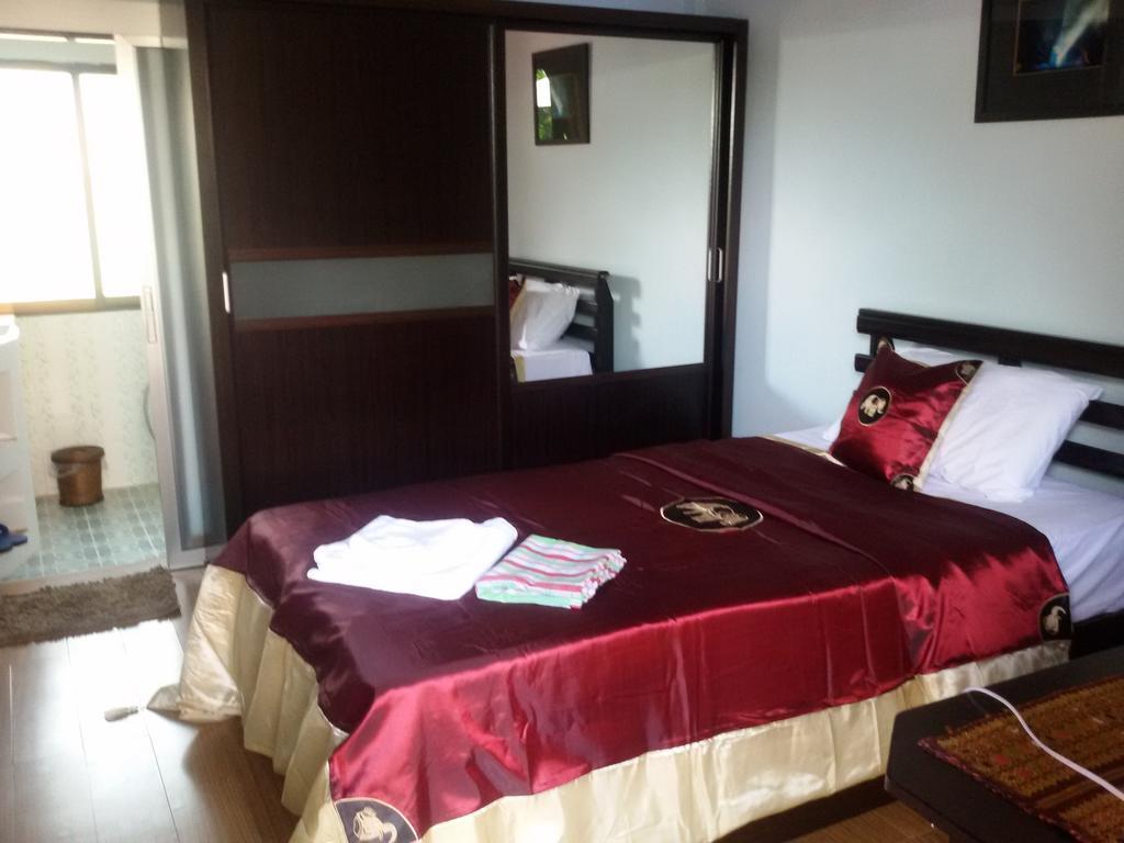 Baitong Homestay Chiang Mai Habitación foto